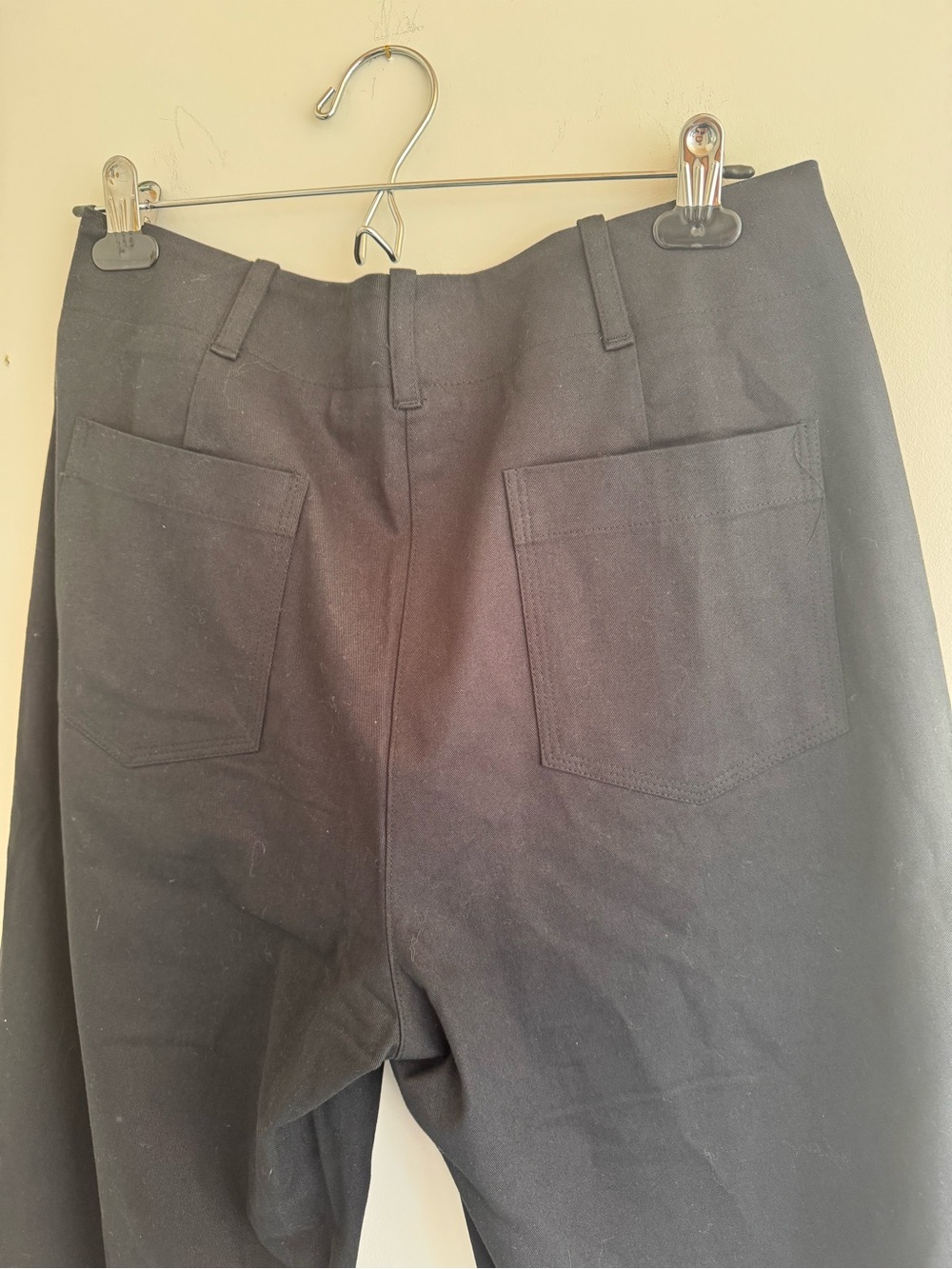 Organic Cotton High-rise pleated Trousers - Picture 10 of 12